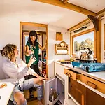Hausboot Tour Mit Der Wasserkutsche - Fuehrerscheinfrei